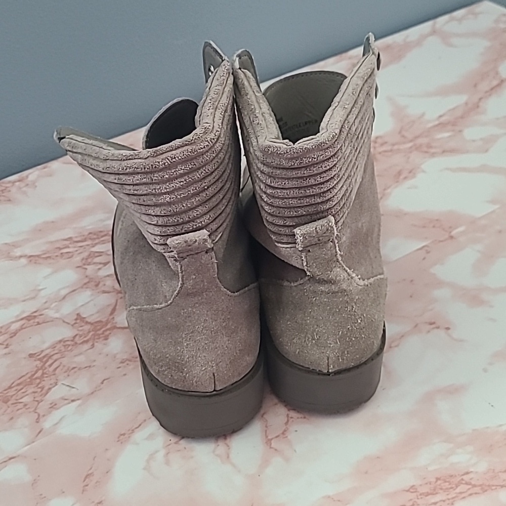 EUC Splendid Sloane Gray Suede Lace Up Ankle Boot Sz 8M - Picture 4 of 9